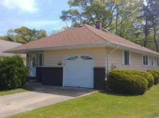 2185 Mount Hope Ln, Toms River, NJ 08753