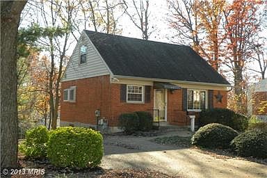 3rd image of 3205 Bayfield Dr
