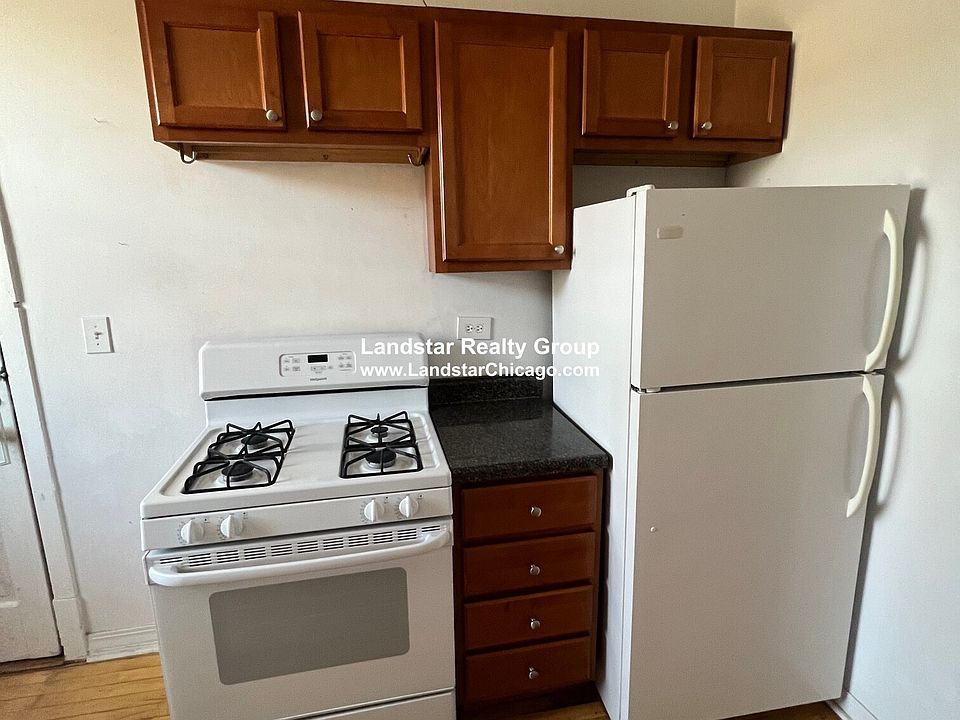 1st image of 1959 W Foster Ave #3