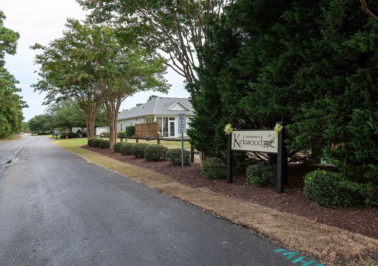 6464 Bradbury Court — Photo 3