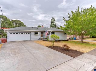 3352 Holiday Dr S, Salem, OR 97302