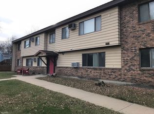 203 N 1st St APT 6, Elysian, MN 56028