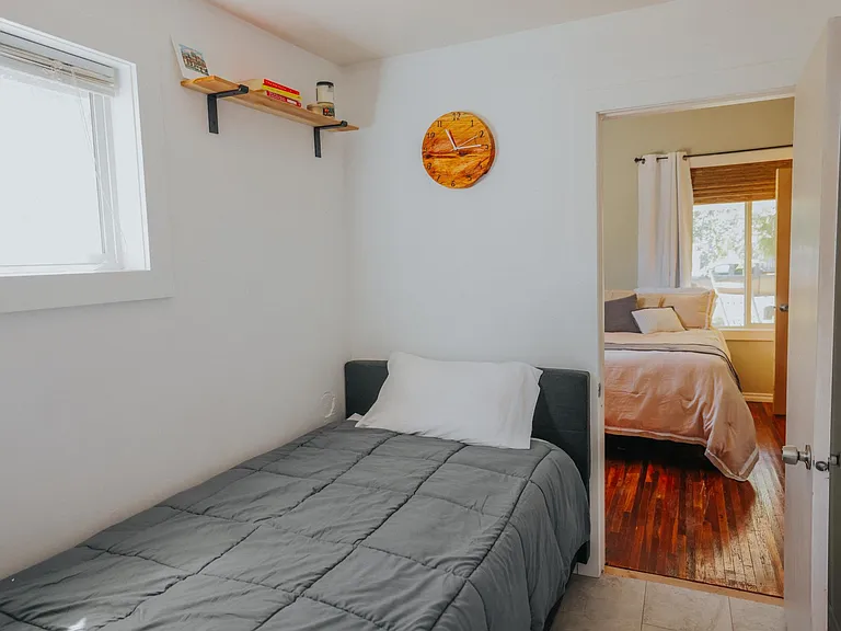 2712 W Gordon Ave — Photo 8