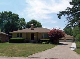 1215 Julie Dr, Champaign, IL