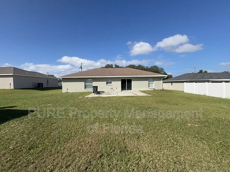 3 bed, 2.0 bath, 1352 sqft, $1,699 — Photo 3
