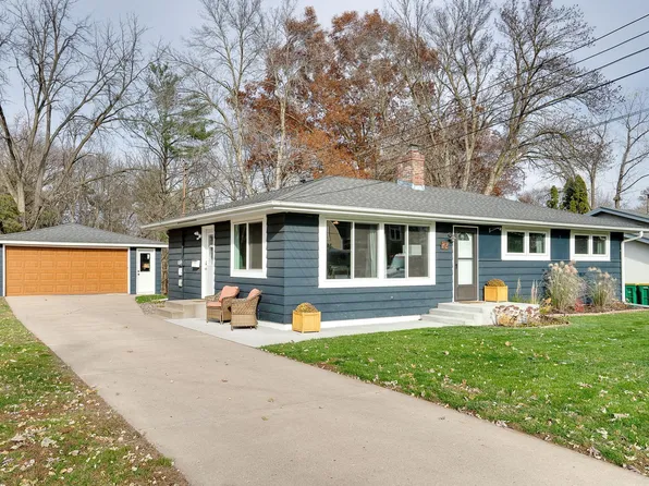 704 Elm St W, Stillwater, MN 55082