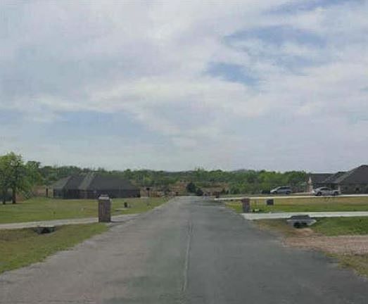 2nd image of 2075 County Road 1237