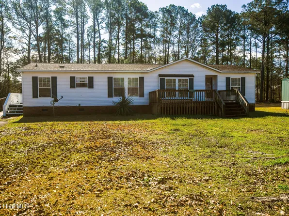 118 Woodland Drive, Swansboro, NC 28584
