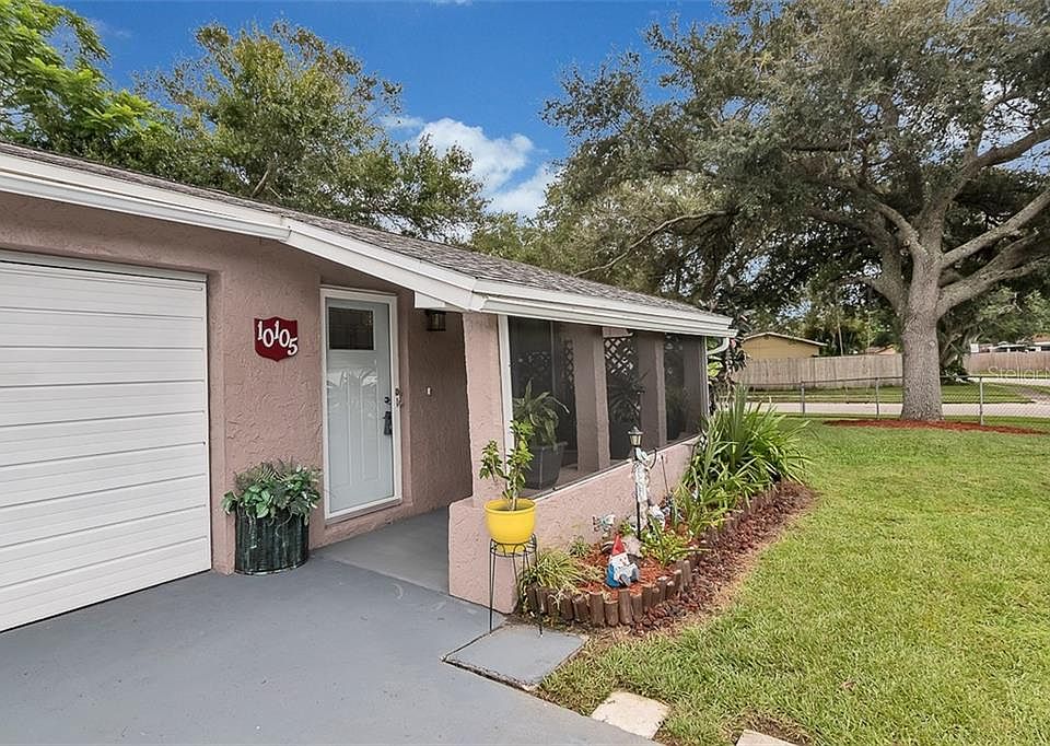 1st image of 10105 61st Cir