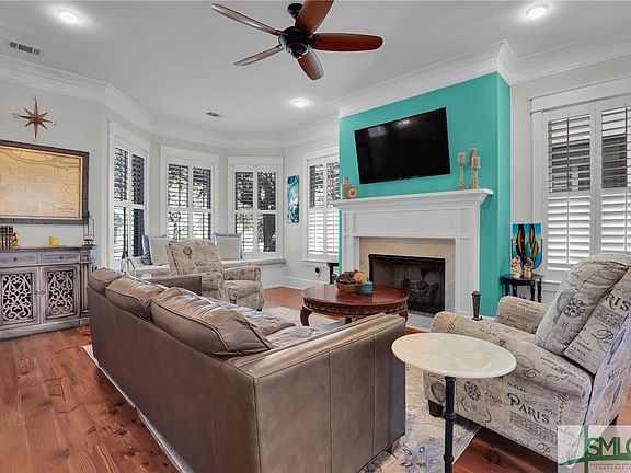 3rd image of 545 E Gwinnett Street