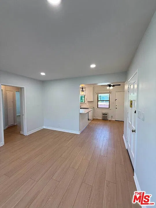 2 bed, 1.0 bath, 813 sqft, $3,100 — Photo 3