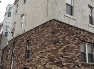 1332 S 7th St, Philadelphia, PA