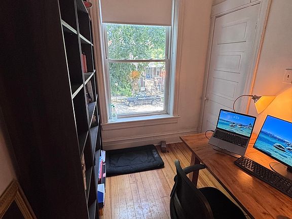 1st bedroom