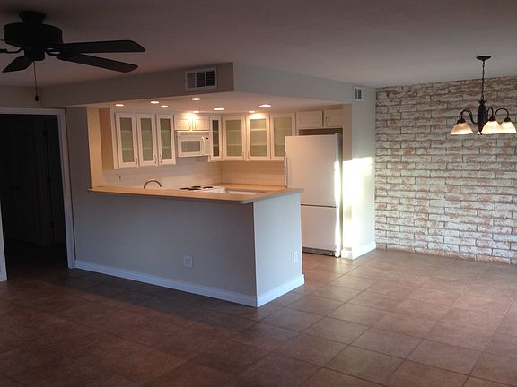 Living Room-Kitchen