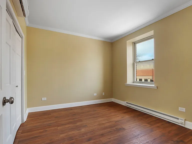 200 N County St #203 — Photo 4