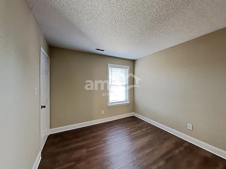 13634 Riding Hill Ave — Photo 15