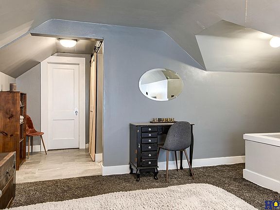 5th image of 3403 Laura Ave
