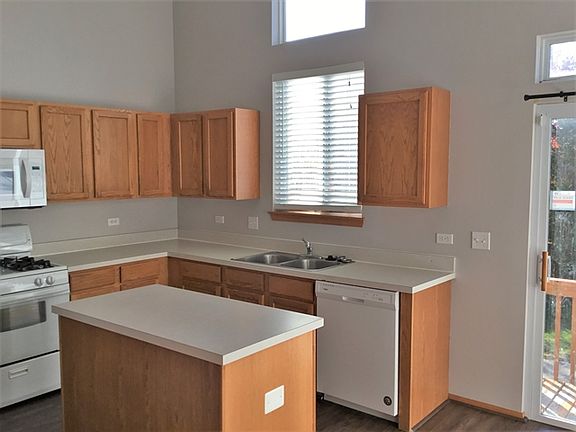 3rd image of 3103 Merrywell Ct