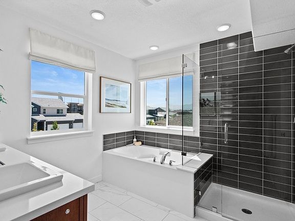4th image of 708 W Wynwood Park Dr #3