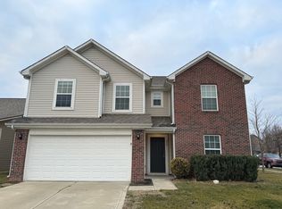 950 Denton Ct, Westfield, IN 46074