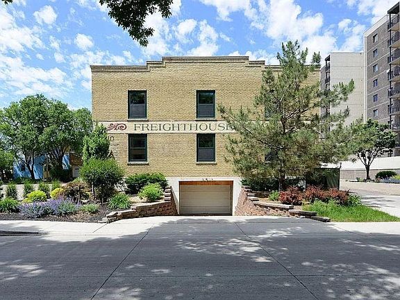 2nd image of 210 11th St N APT 104