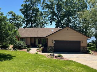 169 Golden Dr, Briggsville, WI 53920