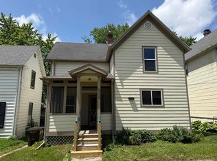 528 S Harlem Ave, Freeport, IL 61032