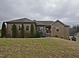 1738 Sierra Ln, Sevierville, TN 37862