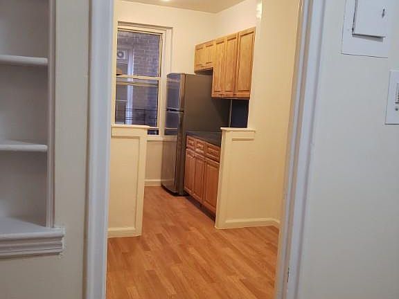 2nd image of 4215 81st St APT 4F