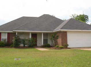 207 Roxbury Cv, Florence, MS 39073