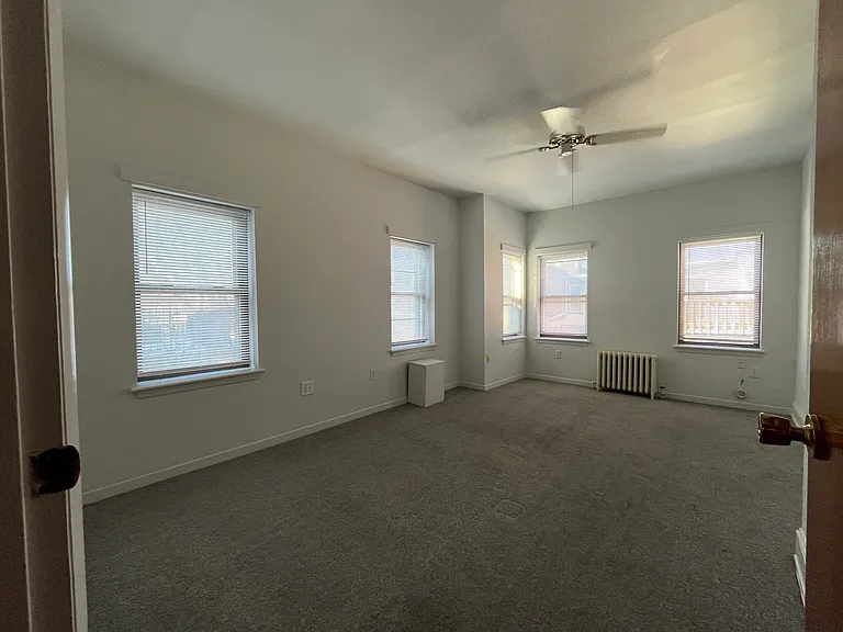 2003 Green St #3R — Photo 11