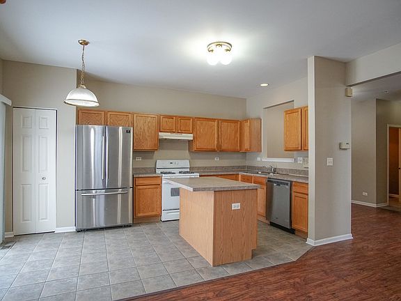 3rd image of 2527 Looking Glass Ct #0