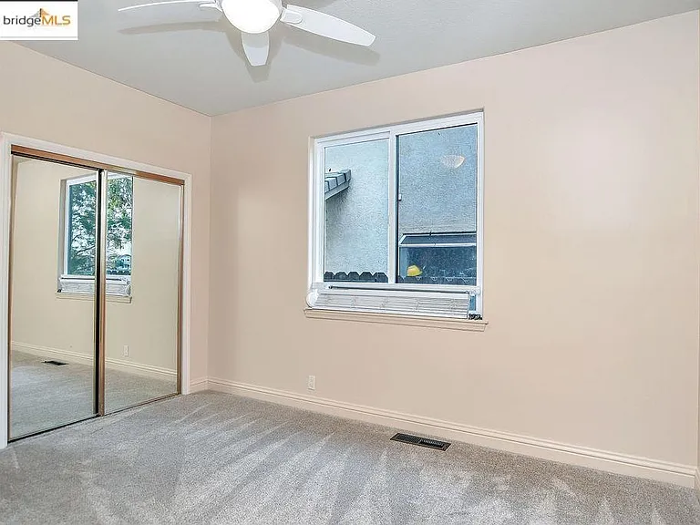 5580 Edgeview Dr #5580 — Photo 36