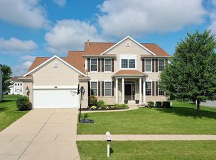 10661 Corkery Ln, Grand Ledge, MI 48837