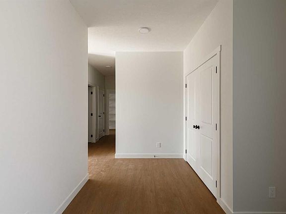 4th image of 141 E Creekstone Hl SW