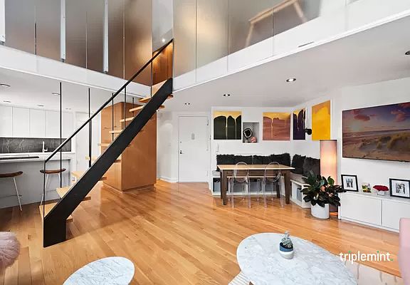 2nd image of 176 W 86th St APT 9B