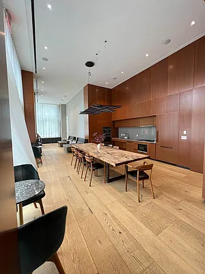 Rented by Jade Stone Real Estate Consulting | media 60