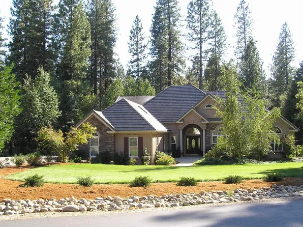12881 Chatsworth Ln, Grass Valley, CA 95945