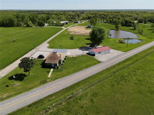 52097 Highway Hh, Hannibal, MO 63401