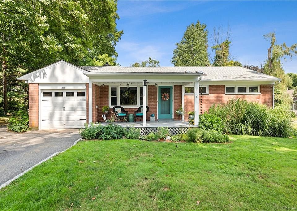 1st image of 38 Meadow Ln