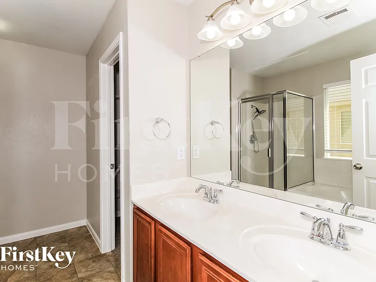 2138 Brinkley Dr — Photo 8