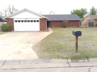 2914 Robin Ridge Rd, Woodward, OK 73801