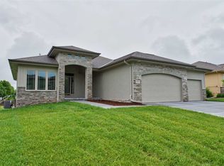 7285 N 155th St, Bennington, NE 68007