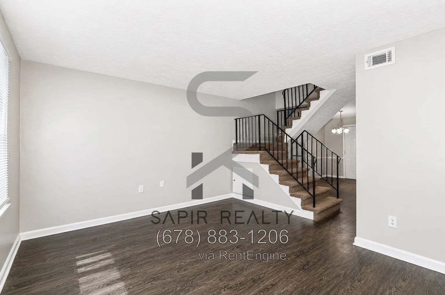 2 bed, 1.5 bath, 1024 sqft, $1,250 — Photo 2