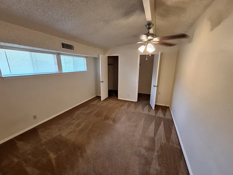 8207 Hood Cir #B — Photo 24