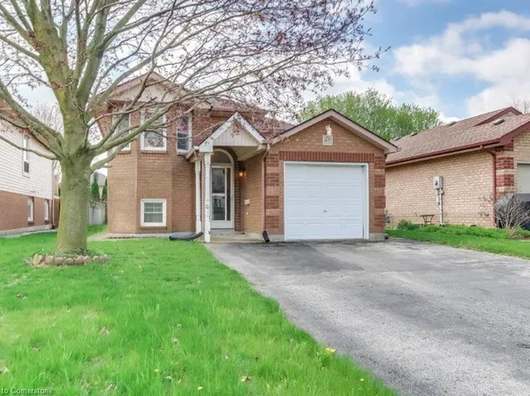 67 Joseph St, Tillsonburg, ON N4G 5M1