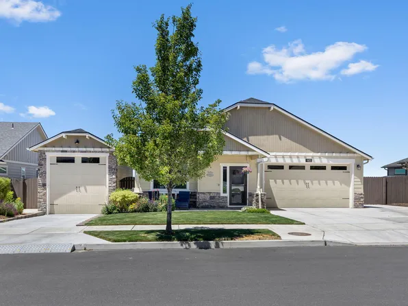 4431 SW Salmon Pl, Redmond, OR 97756