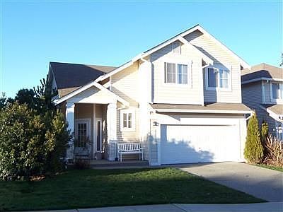 Quiet Eastpointe Neighborhood