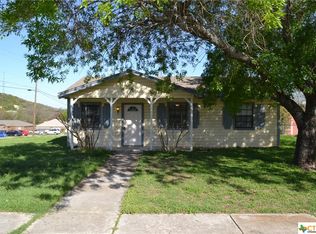 901 Hackberry St, Copperas Cove, TX 76522