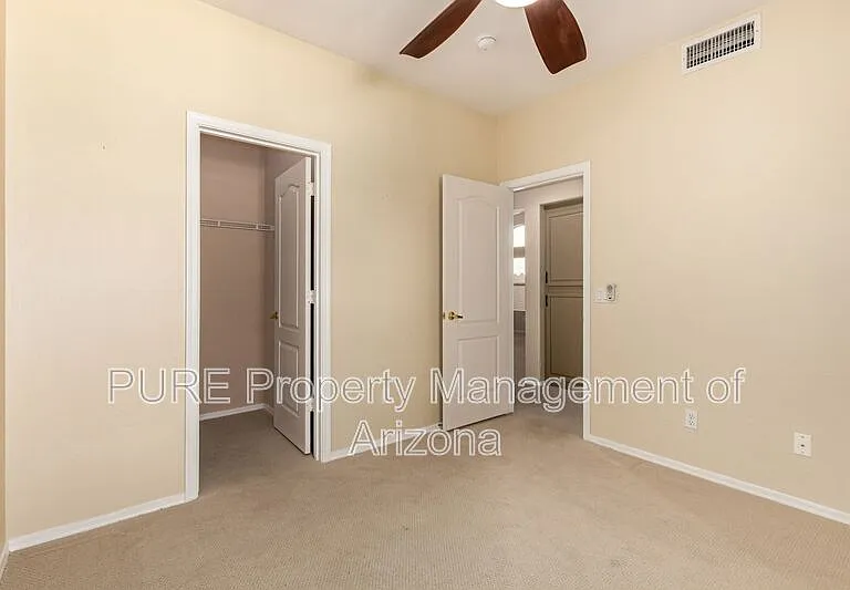 10652 W Coronado Rd — Photo 11
